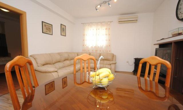 Villa Guliver Слатине Екстер'єр фото